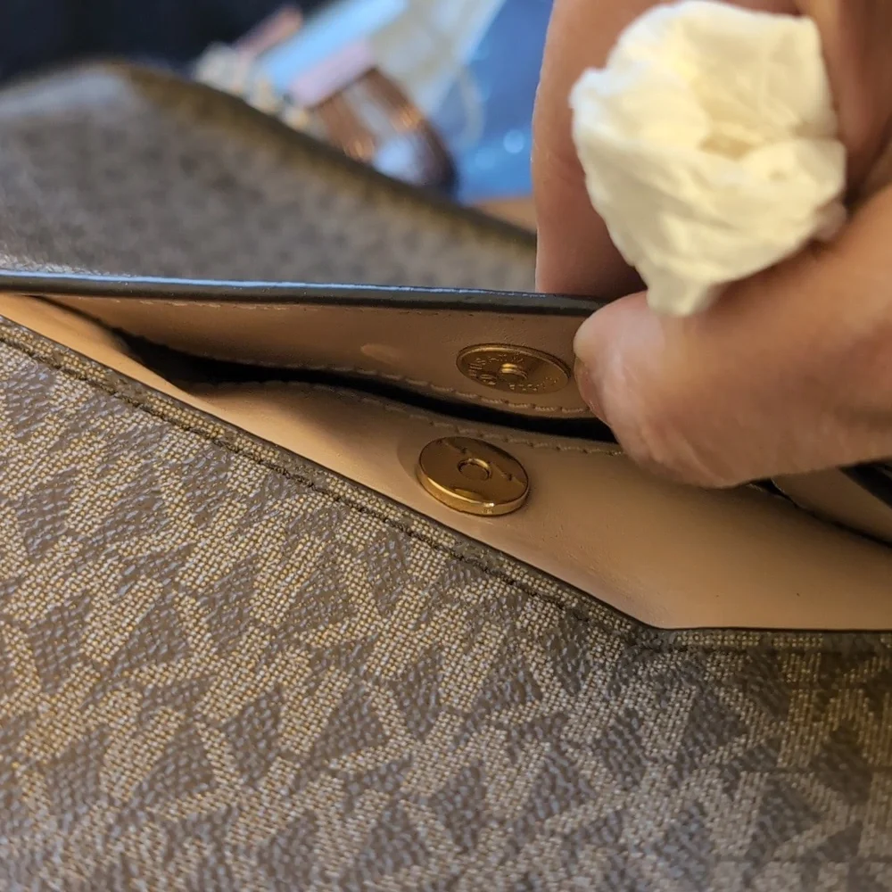 MICHAEL KORS Sullivan Large Messenger Bag - Signature Logo PVC